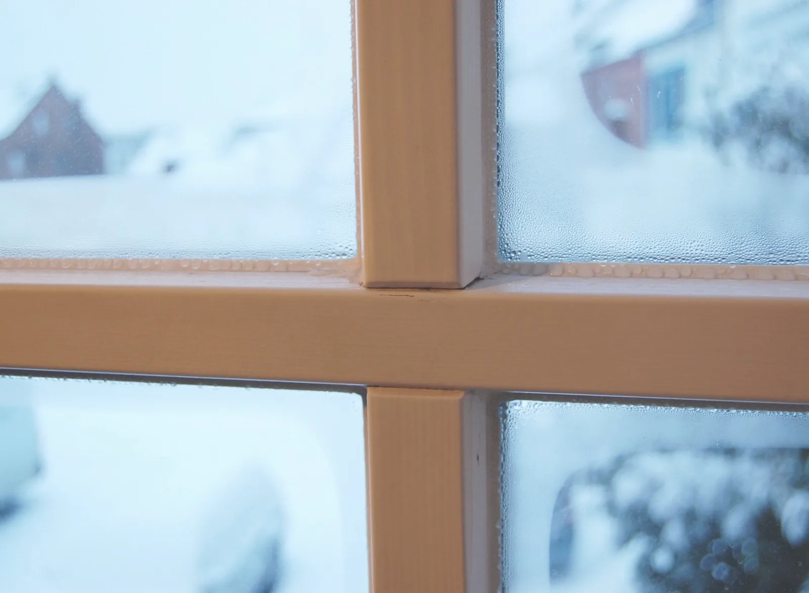 Condensation côté intérieur : vitrage ou ventilation ?