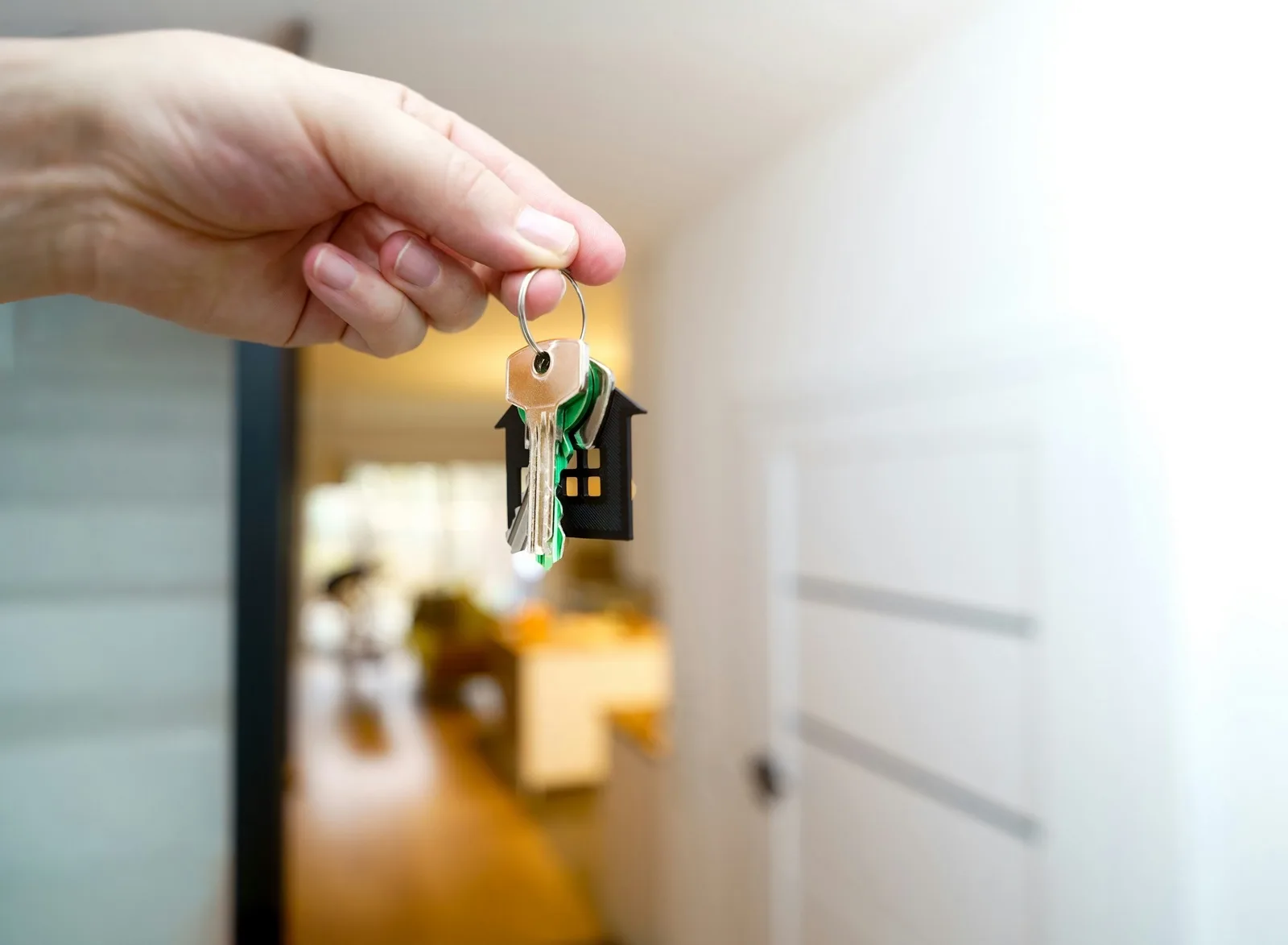 Vitre cassée : locataire ou propriétaire, qui paie ?